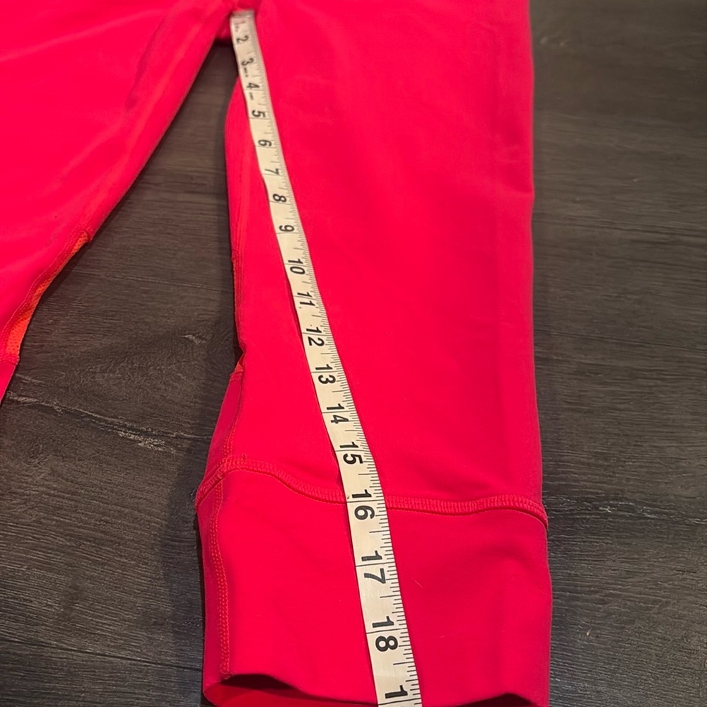 Athleta Relay Capri Pants Size Small Neon Pink/Orange/Heather Grey - Picture 11 of 12